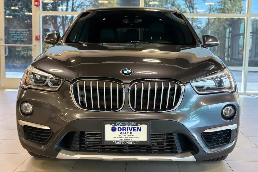 2017 Bmw X1 xDrive28i SAV photo 1