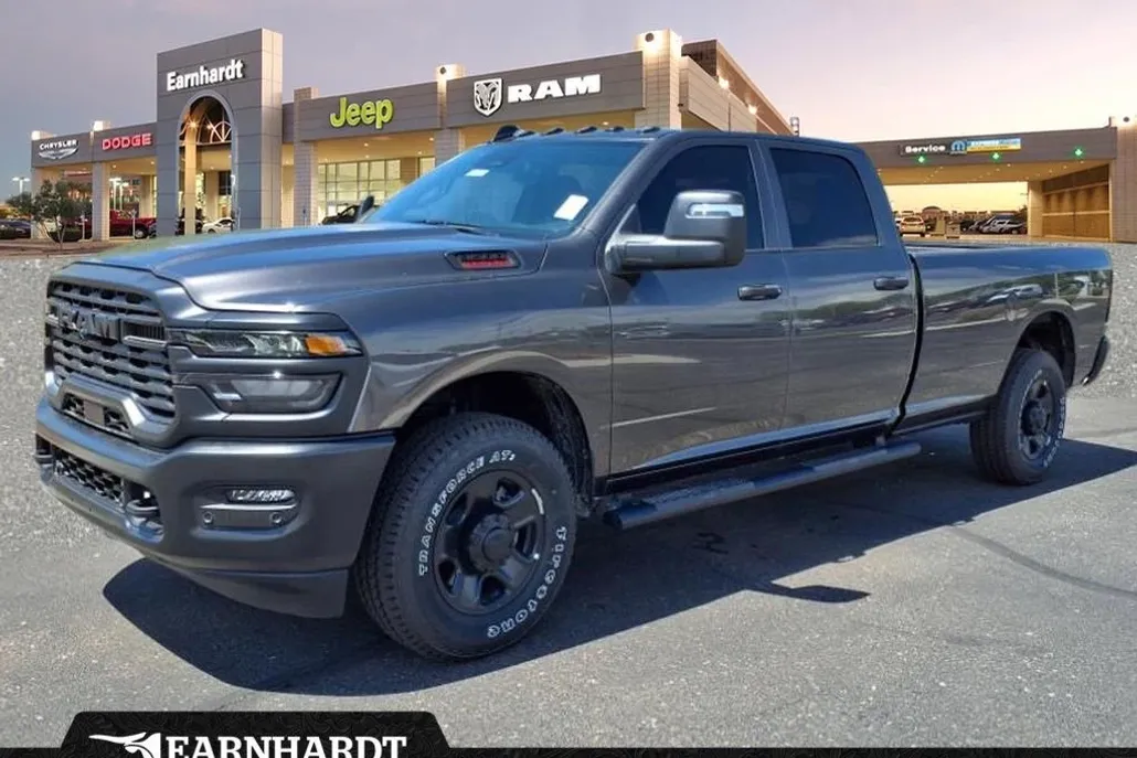2025 Ram 3500 Tradesman photo 1