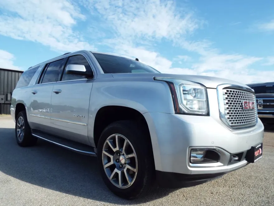 2015 Gmc Yukon XL Denali photo 1
