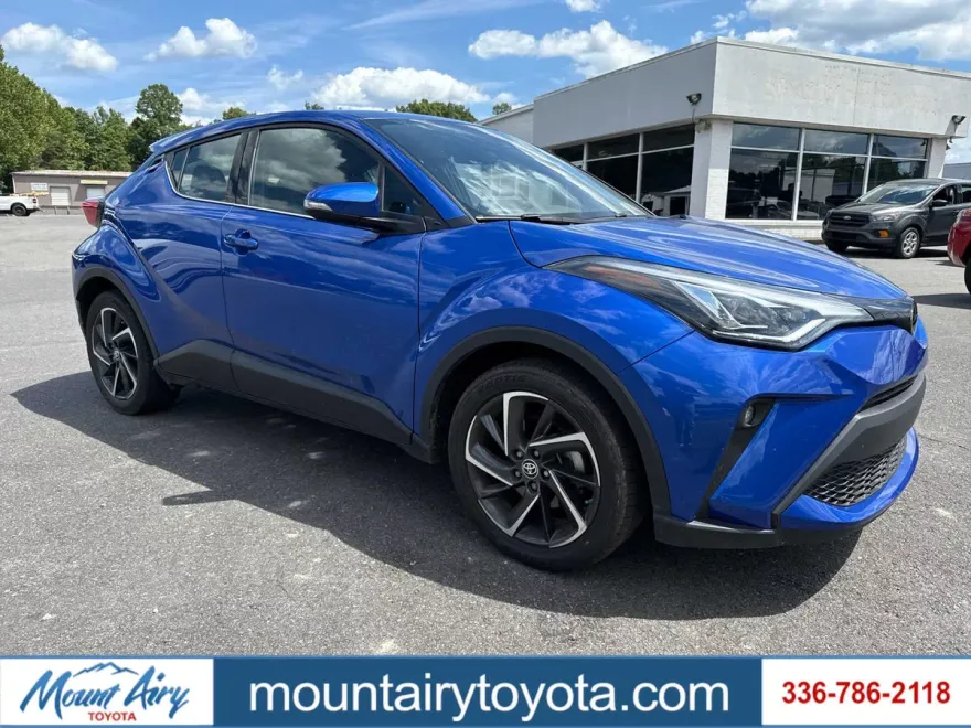 2022 Toyota C-HR Limited photo 1