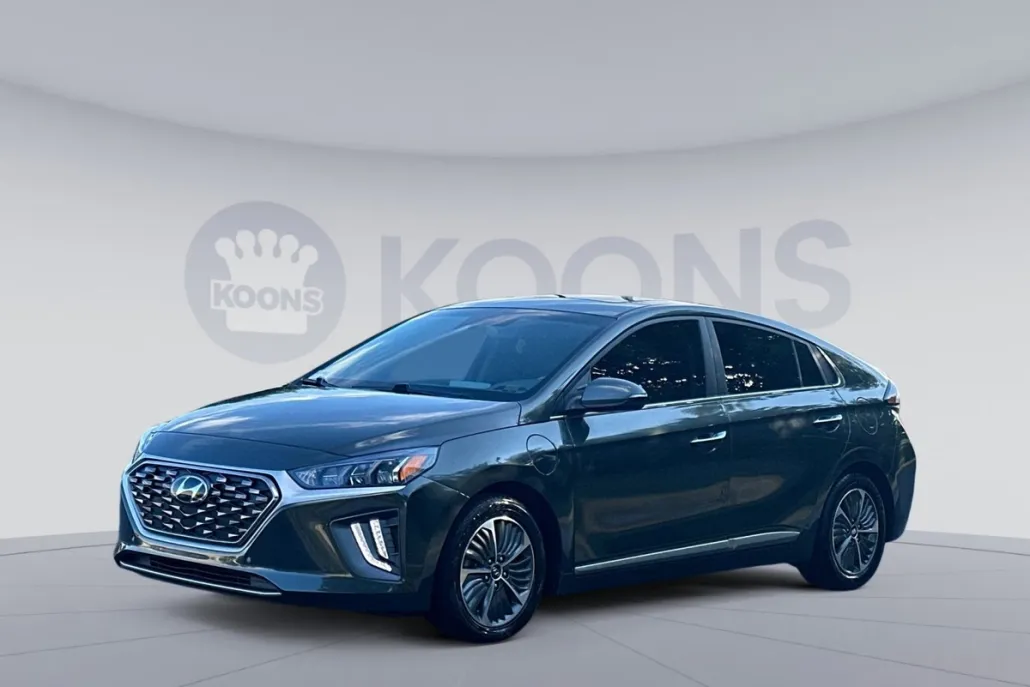 2022 Hyundai Ioniq Plug-In Hybrid Limited photo 1