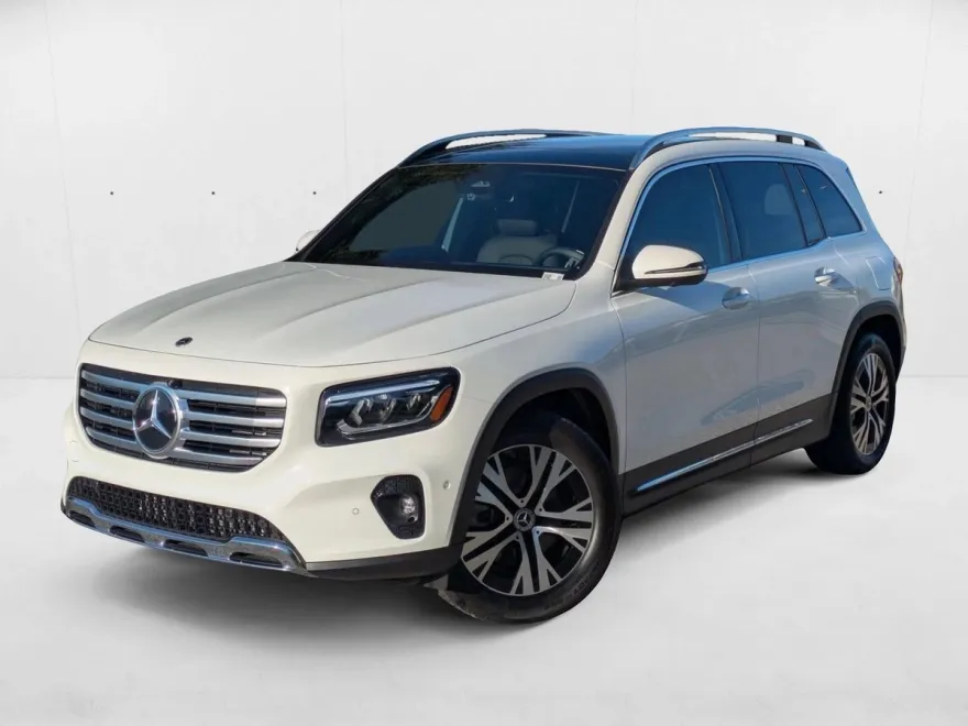2025 Mercedes Benz GLB 250 photo 1