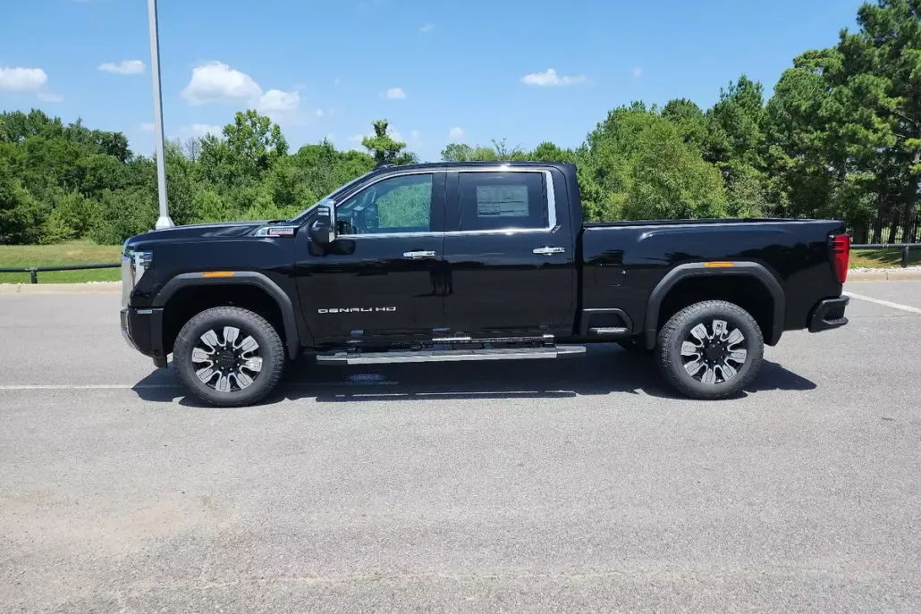 2025 Gmc Sierra 2500 HD Denali photo 1