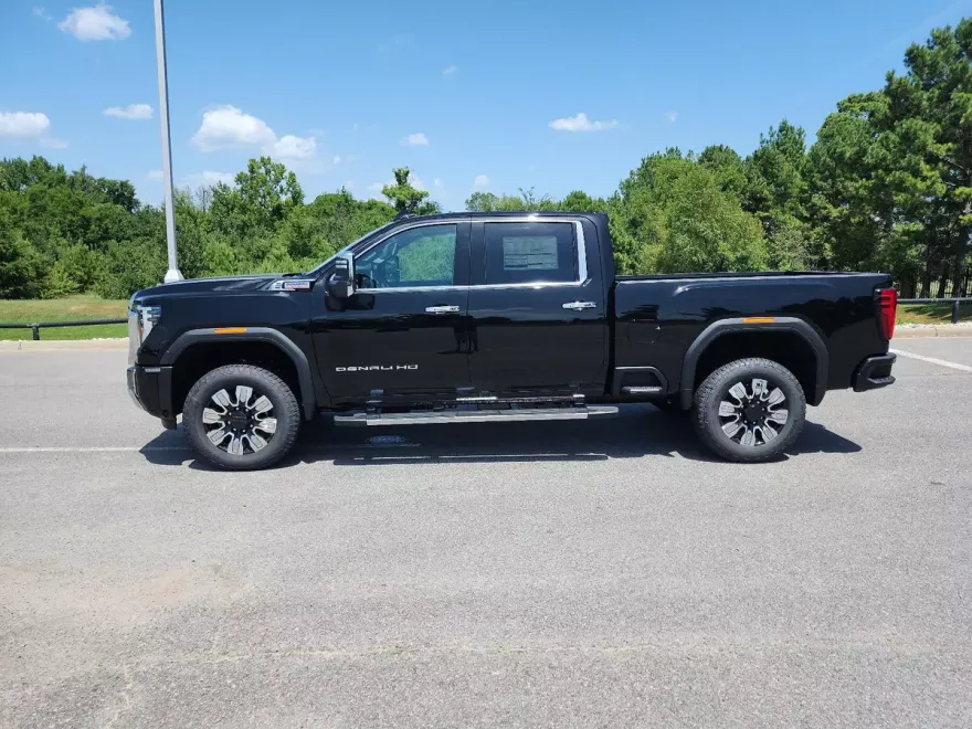 2025 Gmc Sierra 2500 HD Denali photo 1