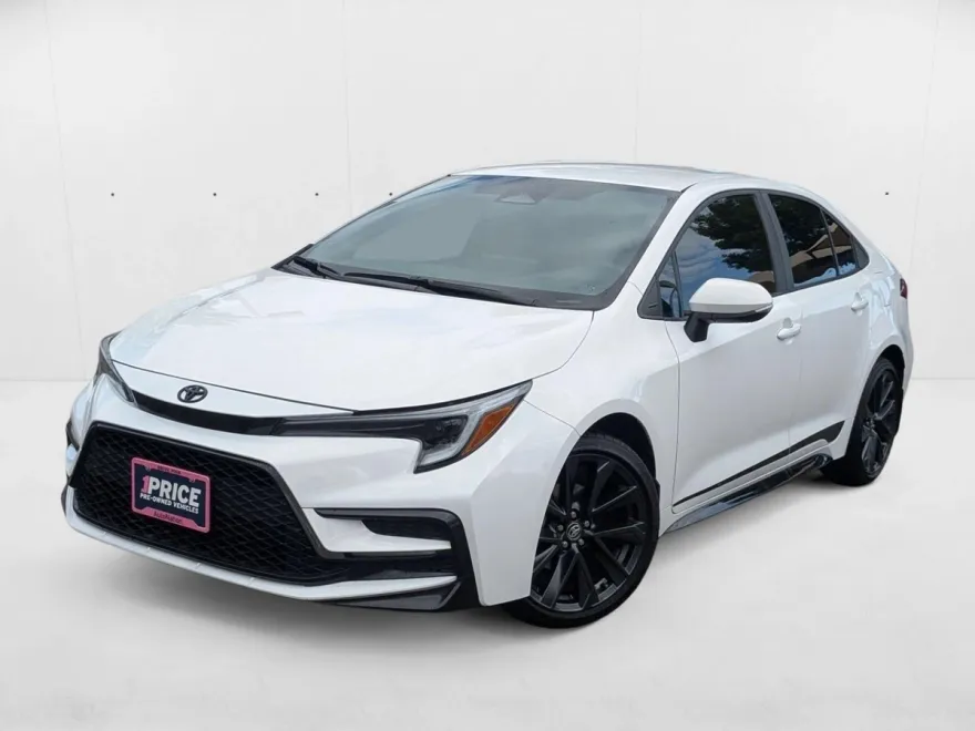 2024 Toyota Corolla SE photo 1