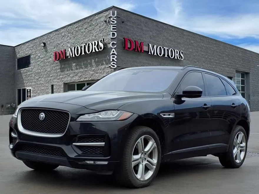 2019 Jaguar F-PACE R-Sport photo 1