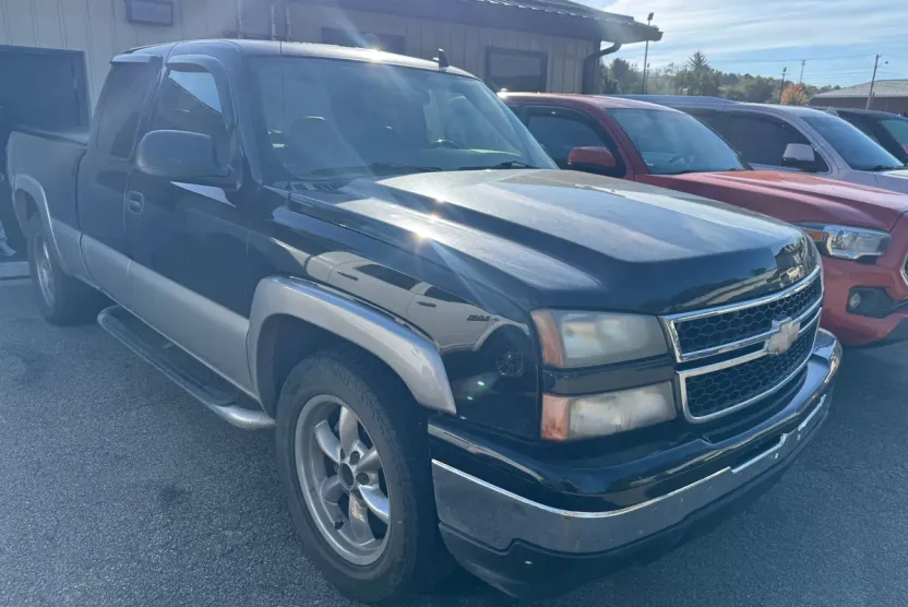 2006 Chevrolet Silverado 1500 photo 1