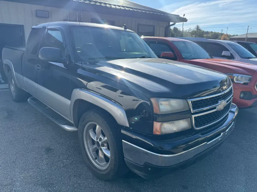 2006 Chevrolet Silverado 1500 photo 1