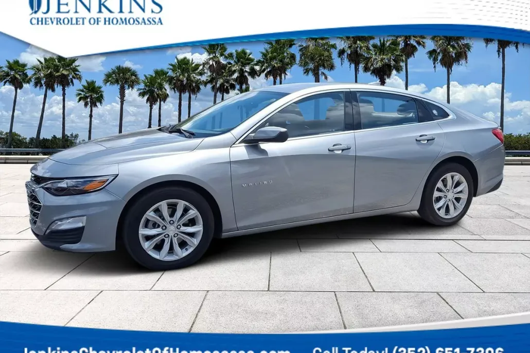 2024 Chevrolet Malibu 1LT photo 1