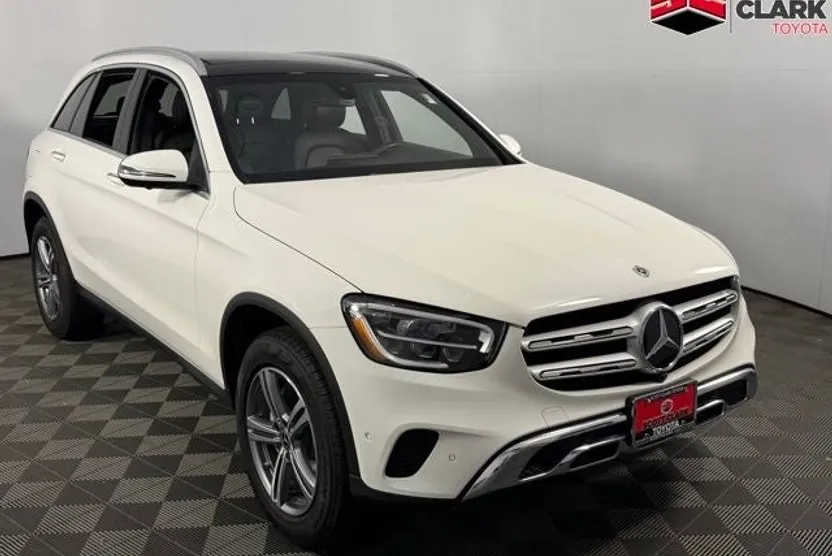 2021 Mercedes Benz GLC 300 photo 1