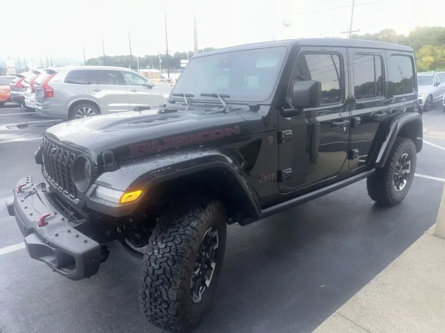 2024 Jeep Wrangler Rubicon X photo 1