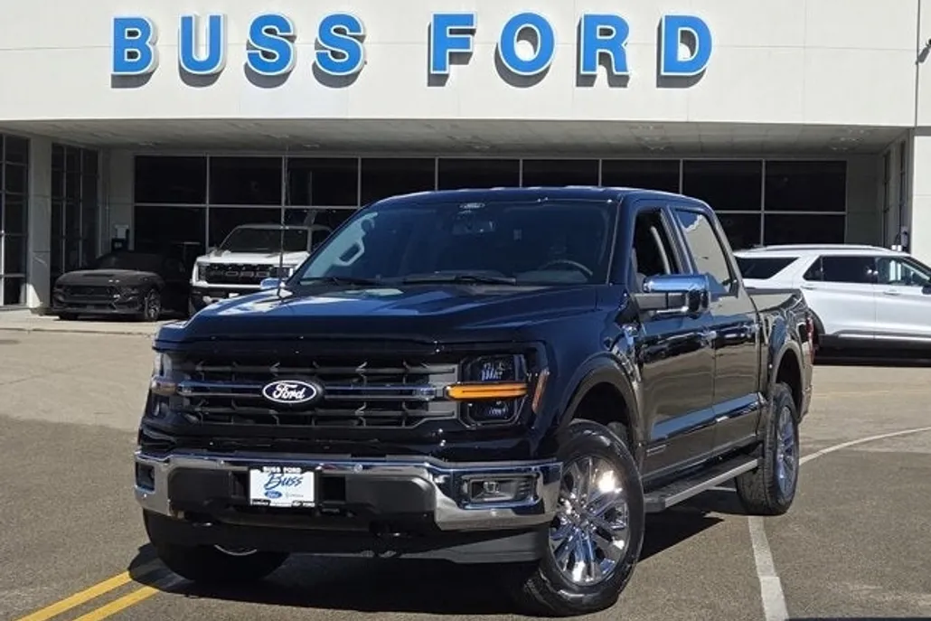 2025 Ford F-150 XLT photo 1