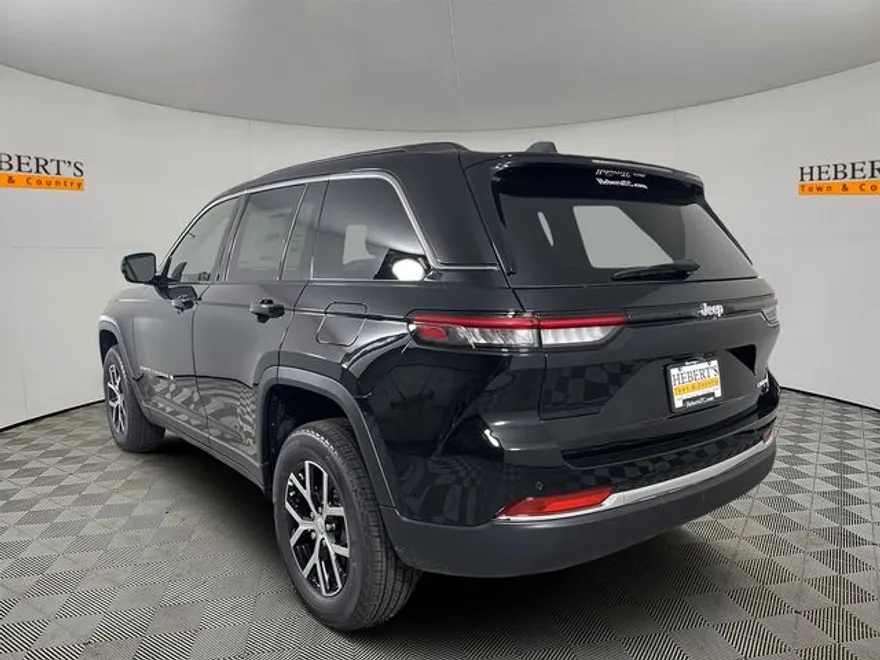 2025 Jeep Grand Cherokee Limited photo 1