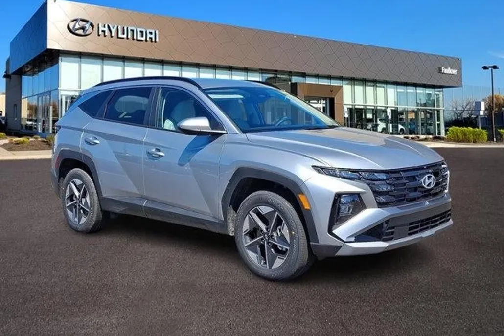 2026 Hyundai Tucson SEL photo 1