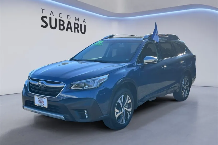 2022 Subaru Outback Touring photo 1