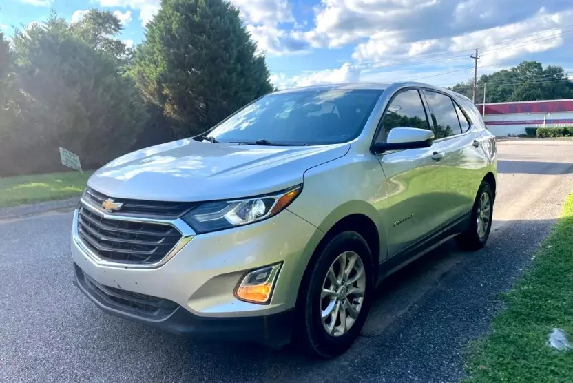 2019 Chevrolet Equinox photo 1