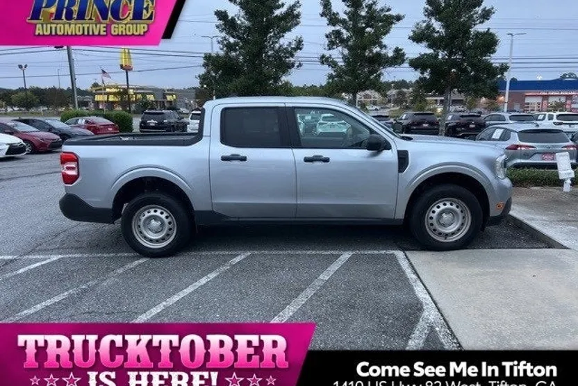 2022 Ford Maverick XL photo 1