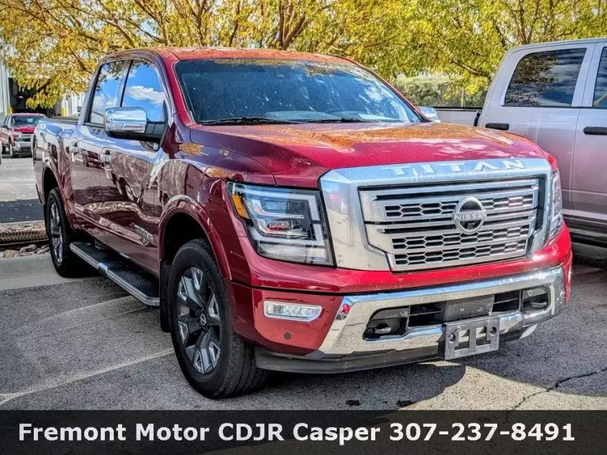 2023 Nissan Titan Platinum Reserve photo 1
