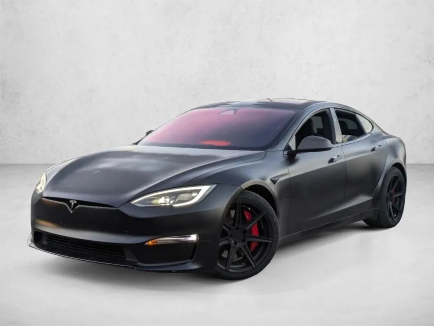 2023 Tesla Model S Plaid AWD photo 1