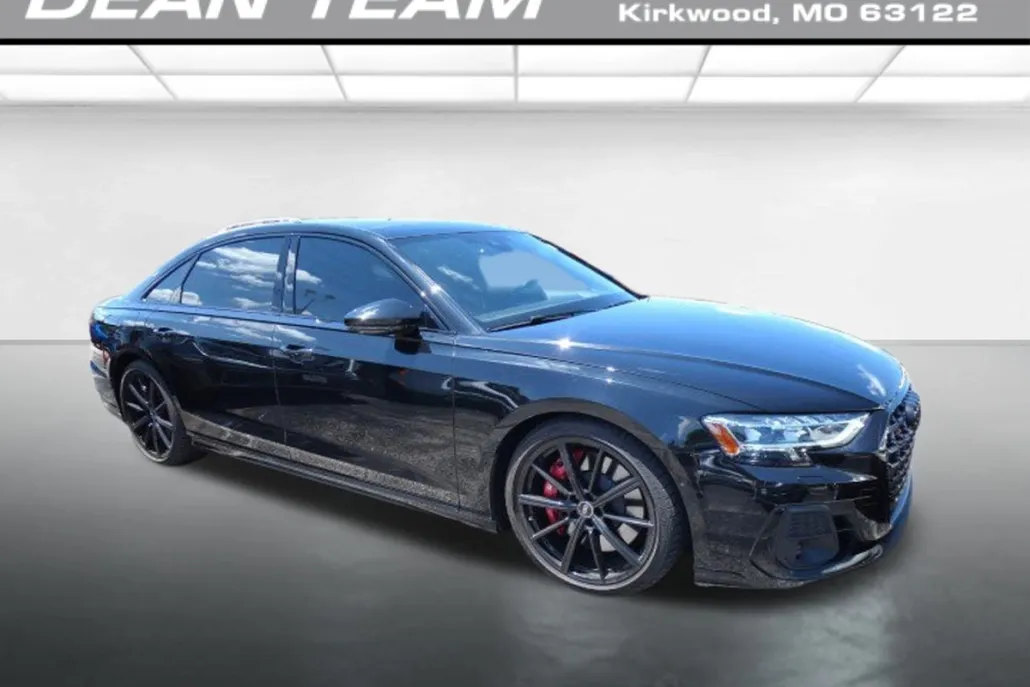 2023 Audi S8 Quattro photo 1