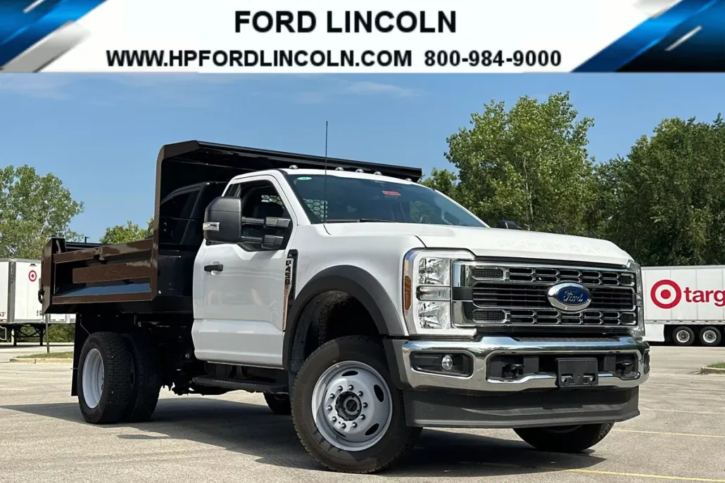 2024 Ford F-450 photo 1