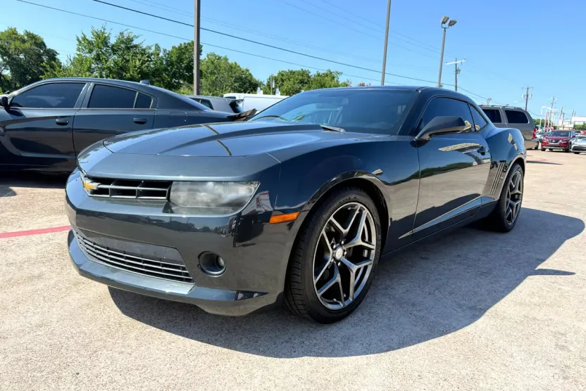 2014 Chevrolet Camaro 1LT photo 1