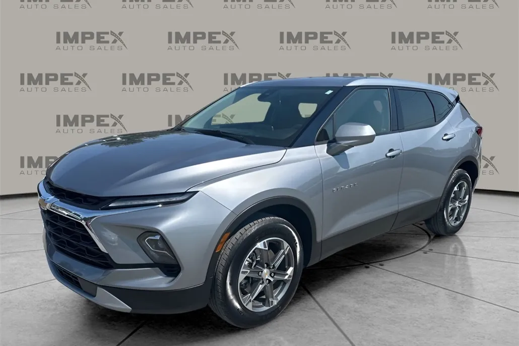 2025 Chevrolet Blazer 2LT photo 1
