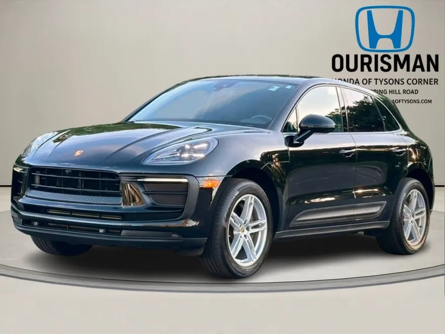 2022 Porsche Macan Base photo 1