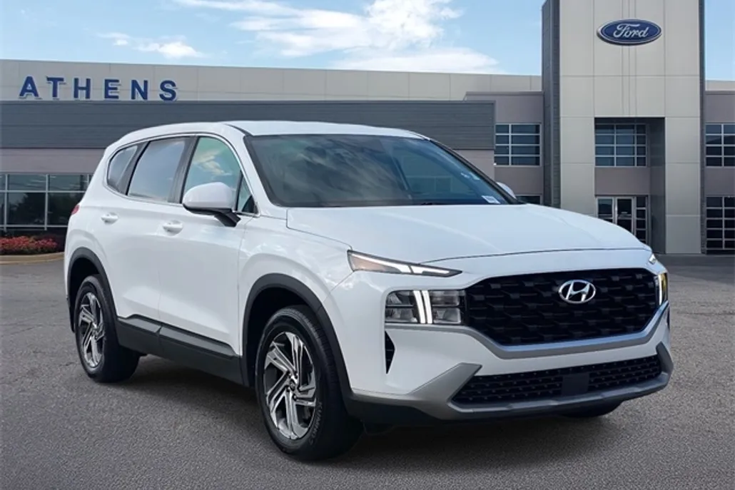 2022 Hyundai Santa Fe SE photo 1