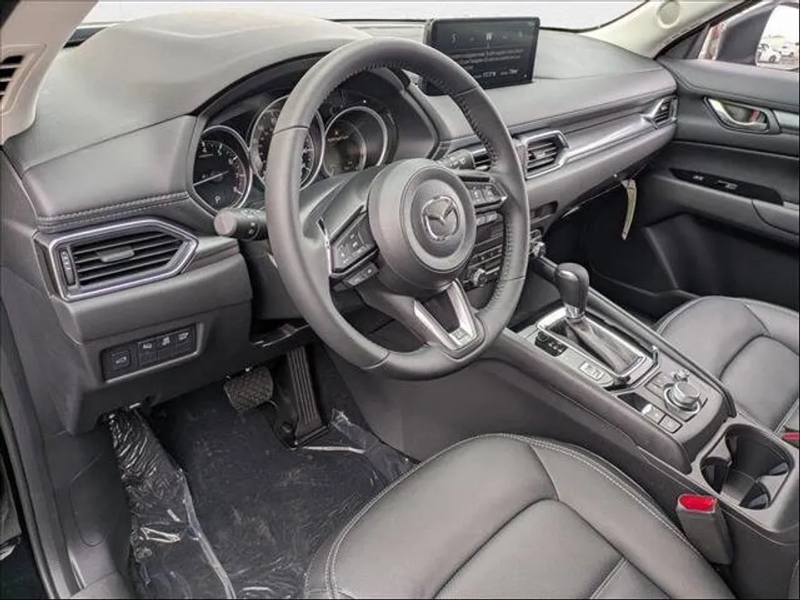 2025 Mazda CX-5 2.5 S Preferred photo 1