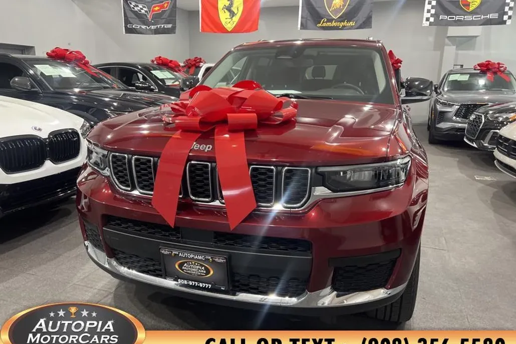 2022 Jeep Grand Cherokee Laredo photo 1