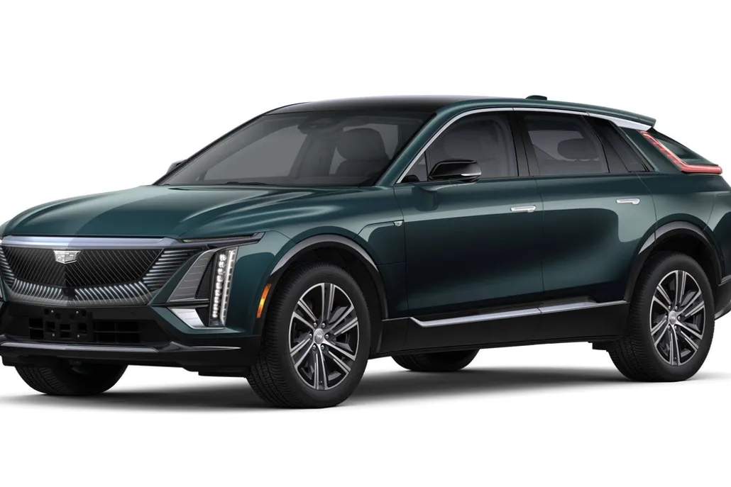 2026 Cadillac Lyriq Luxury photo 1