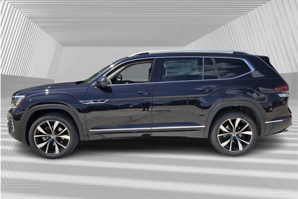 2026 Volkswagen Atlas SEL Premium R-Line photo 1