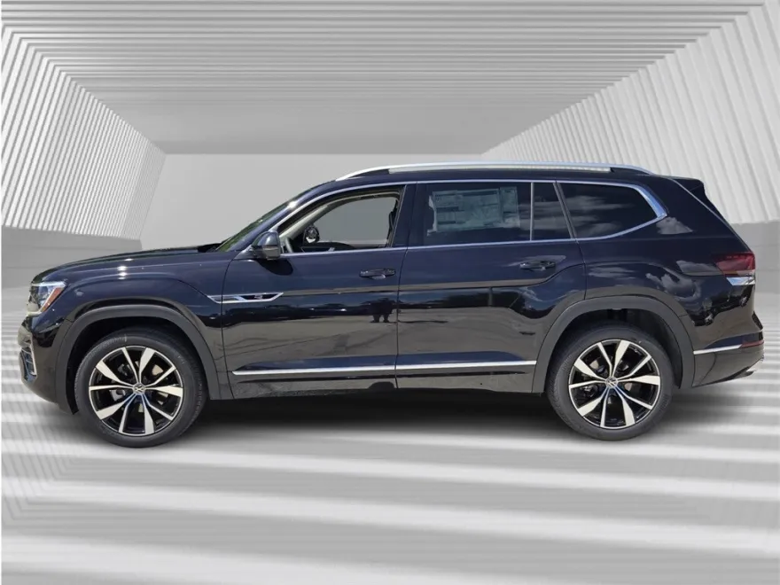 2026 Volkswagen Atlas SEL Premium R-Line photo 1