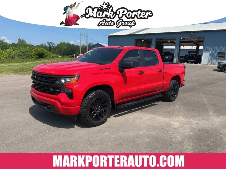 2022 Chevrolet Silverado 1500 Custom photo 1