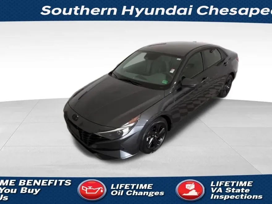 2021 Hyundai Elantra SEL photo 1