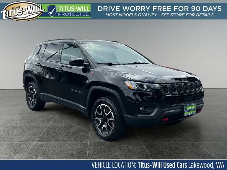 2024 Jeep Compass Trailhawk photo 1