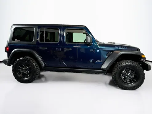 2025 Jeep Wrangler 4xe Sport S photo 4