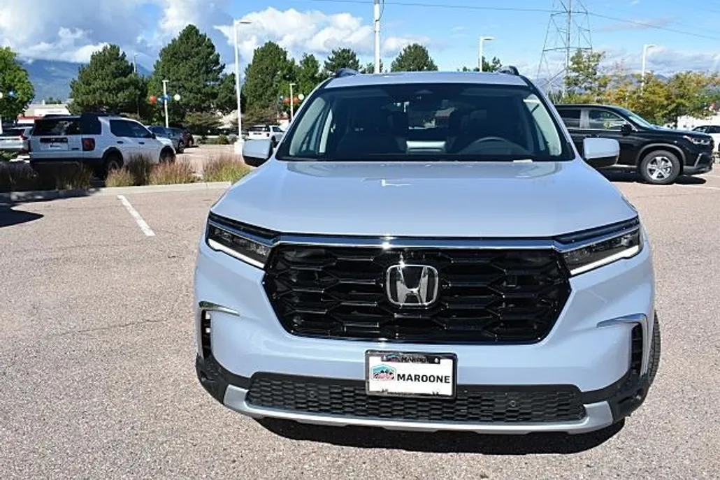 2025 Honda Pilot Elite photo 1