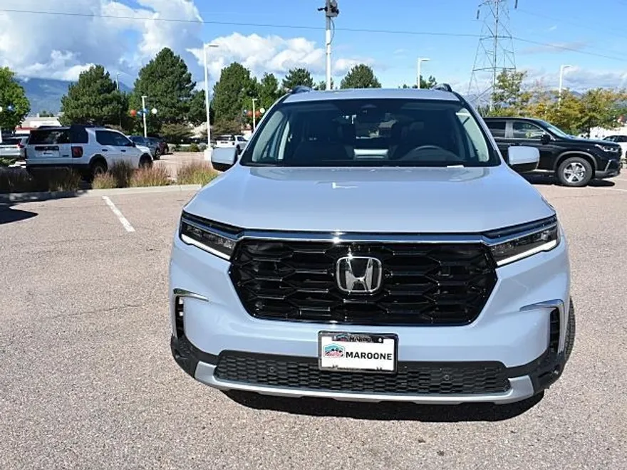 2025 Honda Pilot Elite photo 1
