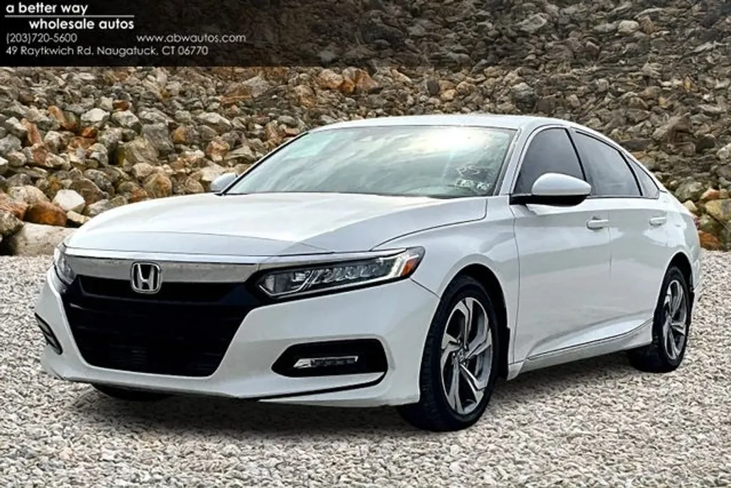 2019 Honda Accord EX photo 1