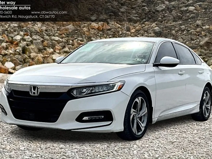 2019 Honda Accord EX photo 1