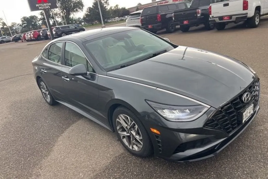 2021 Hyundai Sonata SEL photo 1