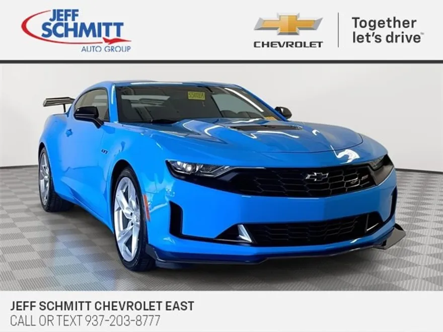 2022 Chevrolet Camaro LT1 photo 1