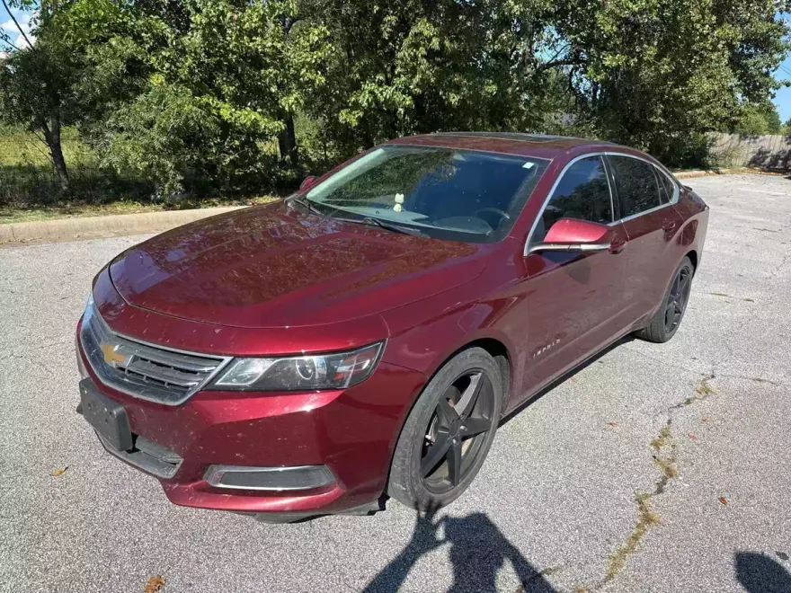 2017 Chevrolet Impala 1LT photo 1