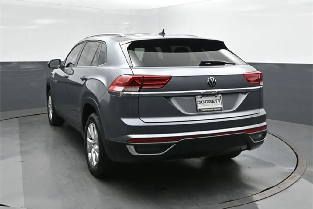 2021 Volkswagen Atlas Cross Sport photo 1
