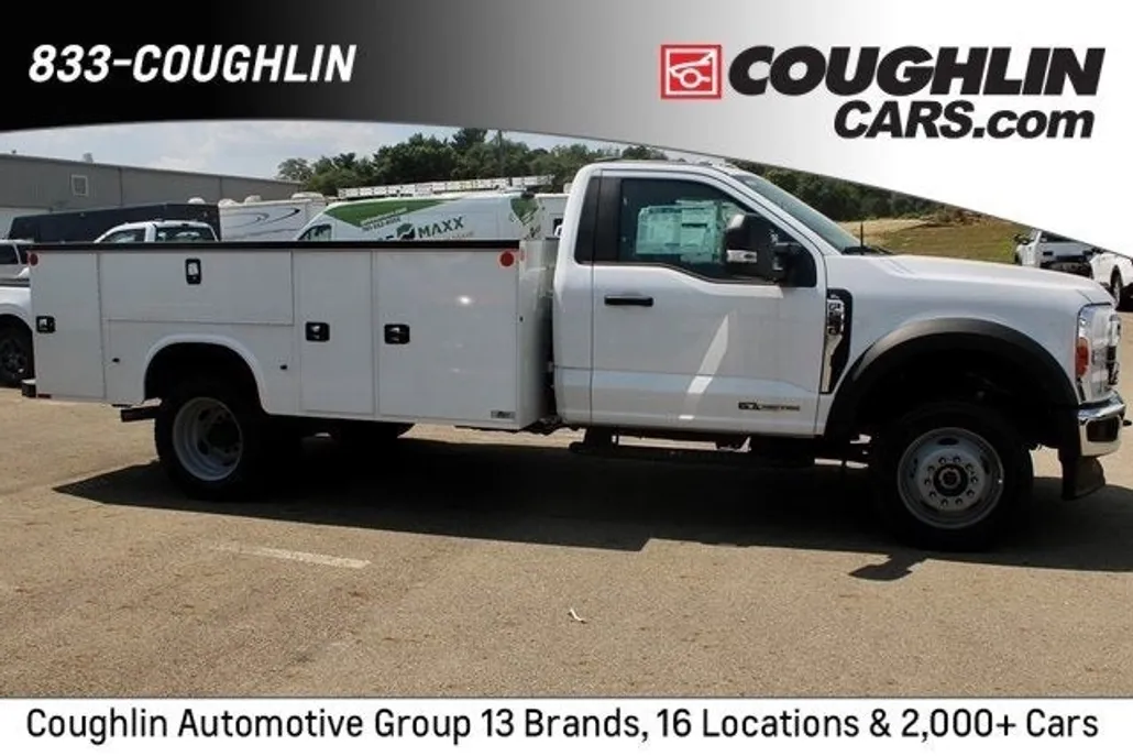 2023 Ford F-550 XL photo 1