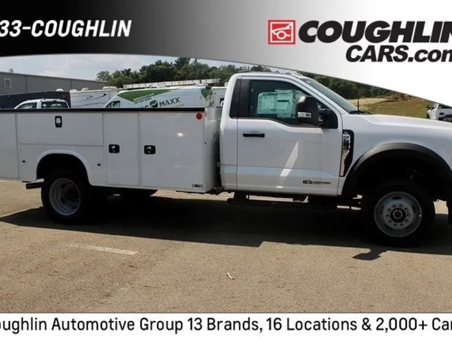 2023 Ford F-550 XL photo 1