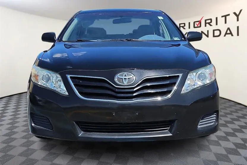 2010 Toyota Camry photo 1