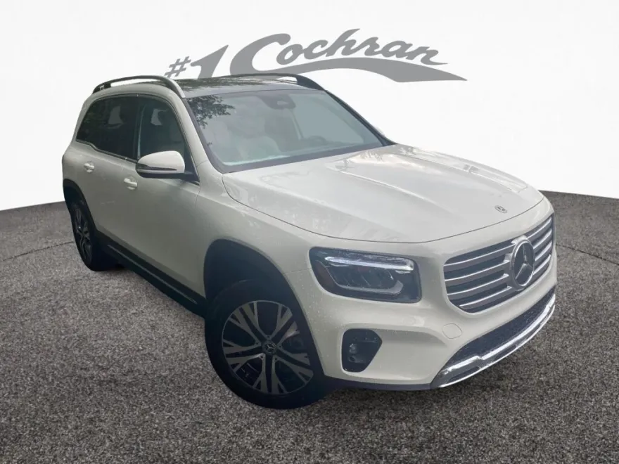 2025 Mercedes Benz GLB 250 4MATIC photo 1